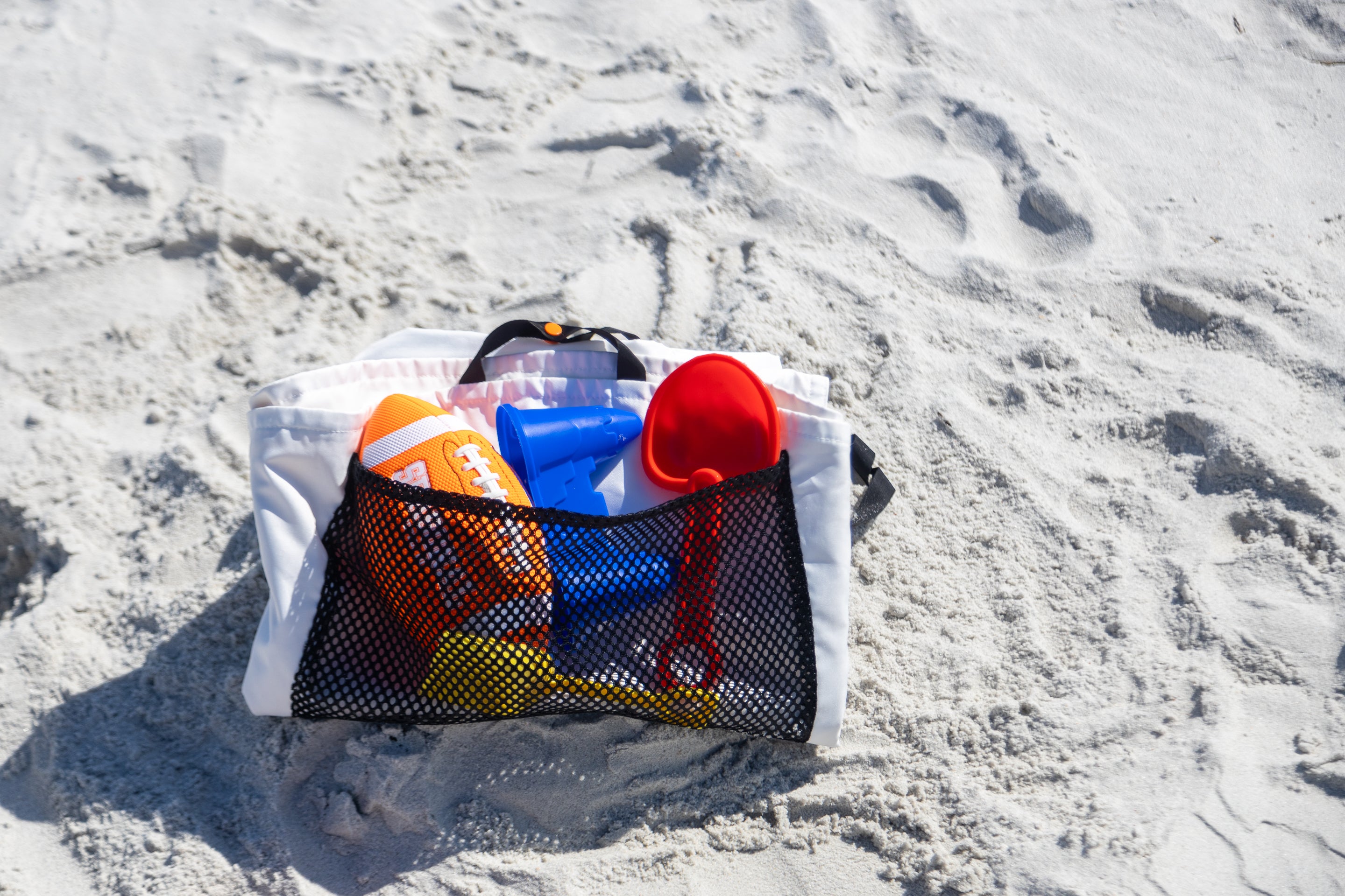 TEENYWEANYS: Stylish Bag, Food Catcher, and Foldable Waterproof Baby Grab Mat
